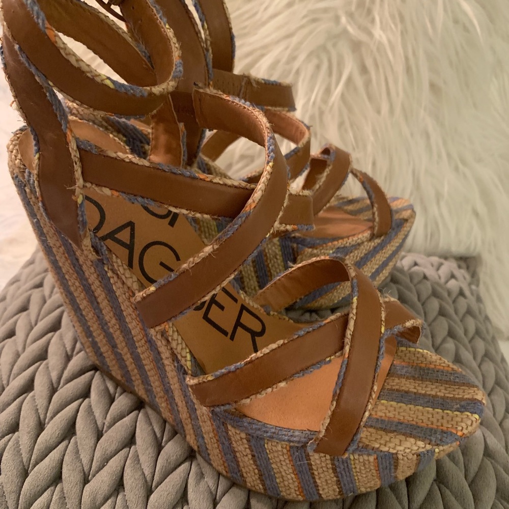 Wedges - Picture 2 of 5